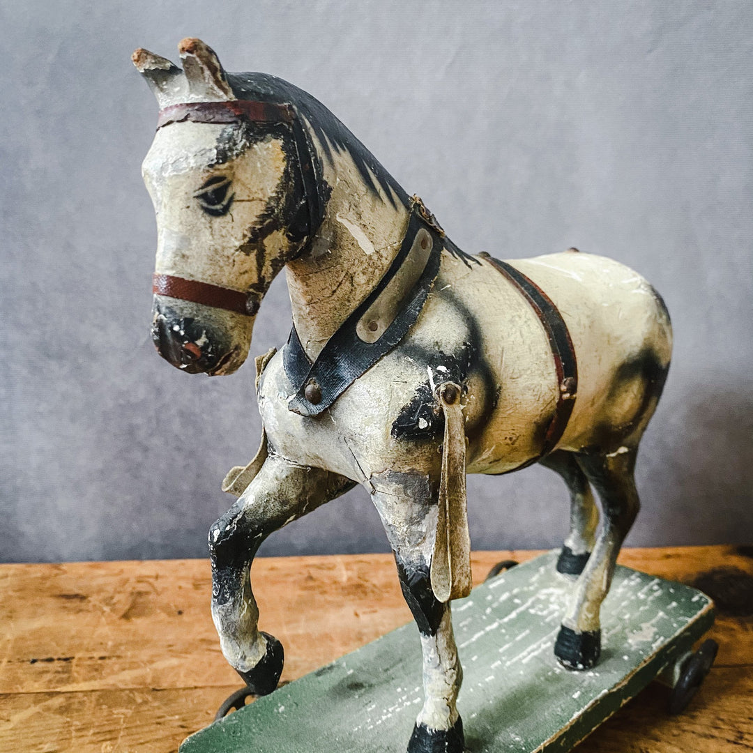 Victorian Pull Along Horse - Houselore