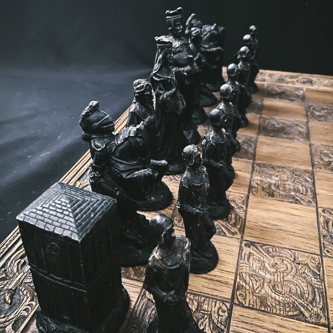 Vintage Hand Carved Celtic Chess Set - Houselore
